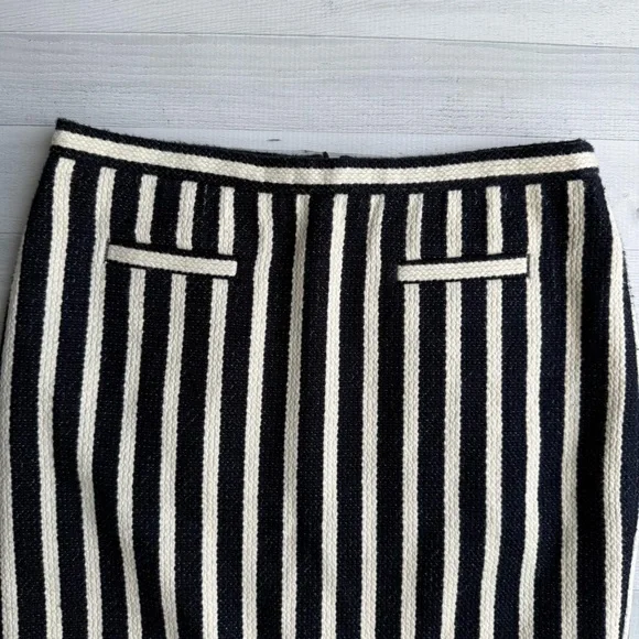 Vintage Talbots Navy & White Woven Cotton Striped Pencil Skirt 4P - Picture 2 of 7